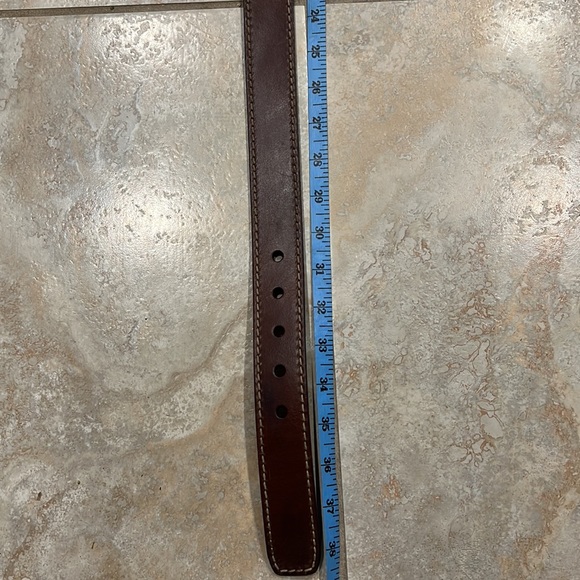Banana Republic leather belt, size 34 - Picture 10 of 13